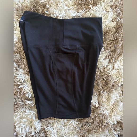 SEEAV Active set Racerback sport bra and biker shorts - Picture 4 of 9